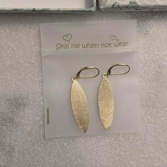 14K Gold Plated  Leaf Dangle Drop Leverback Earrings for Women Jewelry - Picture 1 of 5